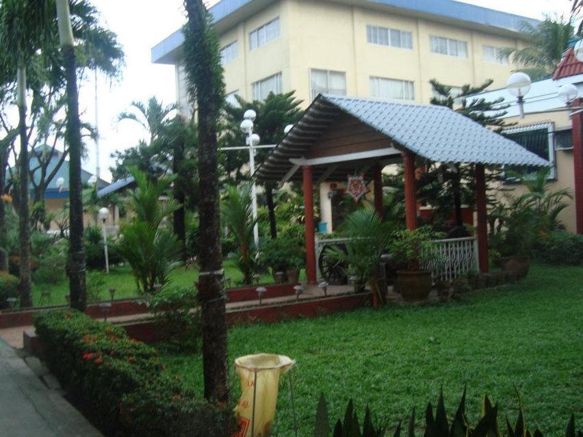 Gems Hotel And Conference Center Antipolo Exterior foto
